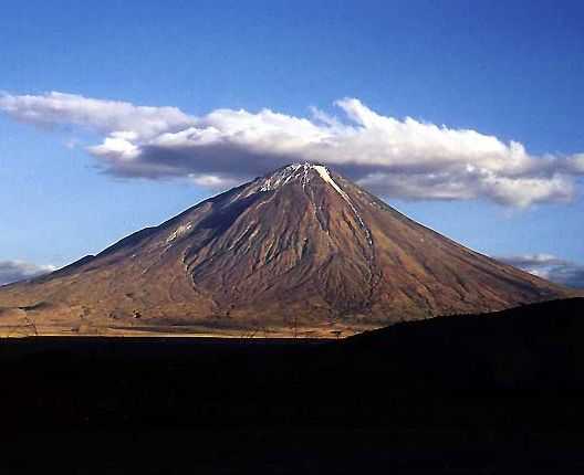 Ol Doinyo Lengai 2960 m n.p.m. - zdjęcie z blog podróżniczy 4challenge